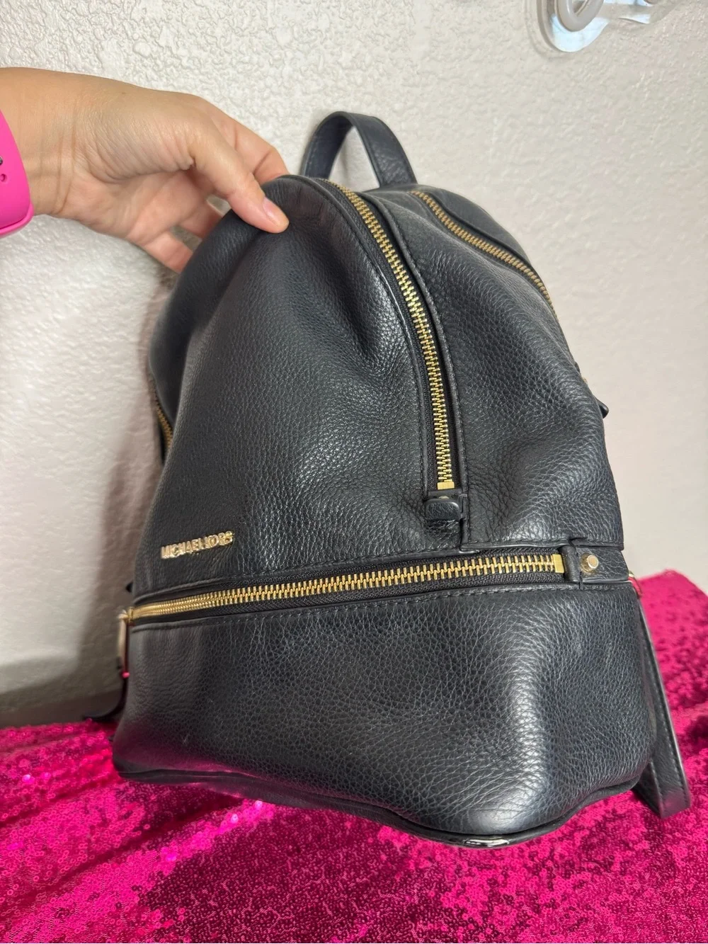 MICHAEL KORS 🖤 Pebbled Black Leather Backpack, Gold Hardware, 3 compartments